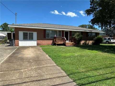 712 Macon Road, Hampton, VA 23666