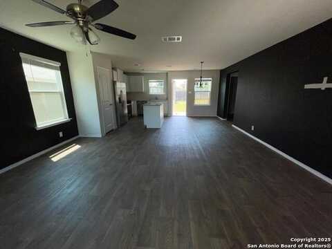1025 Pacific Monarch, San Antonio, TX 78253