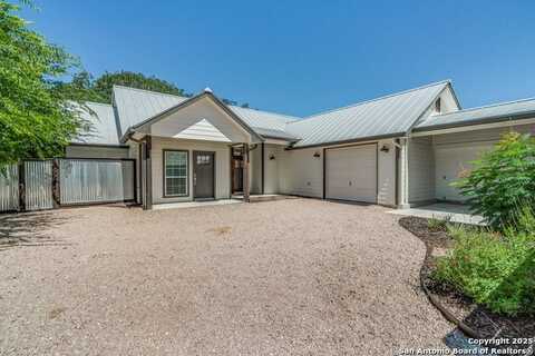 224 B Frey St, Boerne, TX 78006