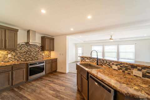 942 MOUNTAIN SHDW DR, Cheyenne, WY 82009