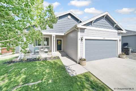 1621 MAROON DR, Cheyenne, WY 82001
