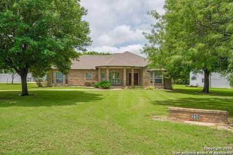 250 Tailwind Dr, Seguin, TX 78155