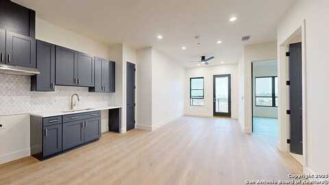 10899 S Hausman Rd, San Antonio, TX 78249