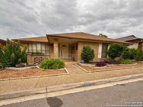 5837 Northgap, Windcrest, TX 78239