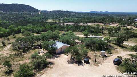 106 E Mari-B Dr., Center Point, TX 78010