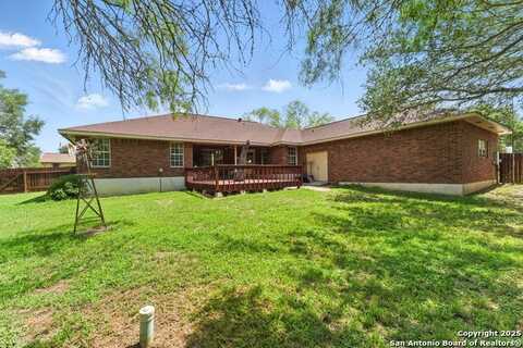 1233 Oakcrest, Pleasanton, TX 78064