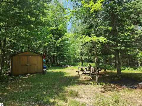 2867 FOLKS ROAD NE, KALKASKA, MI 49646
