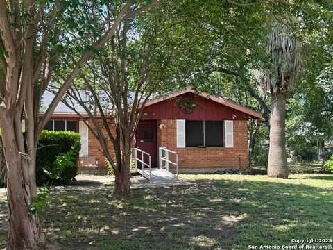 1149 Spruce, Seguin, TX 78155