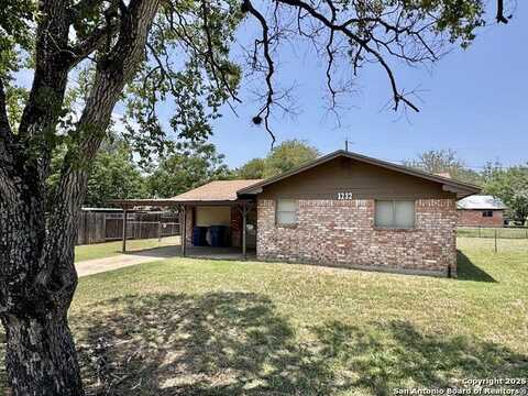 1232 goodwin, Pleasanton, TX 78064