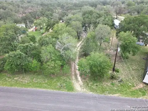 1160 Big Leaf Rd, San Antonio, TX 78264