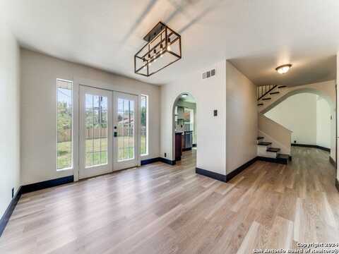 109 bentwood, Boerne, TX 78006