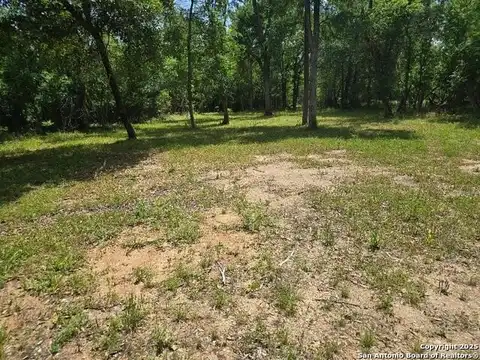 332 NE half, Rockdale, TX 76567