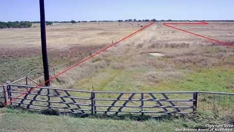 2443 county road 101, Floresville, TX 78114