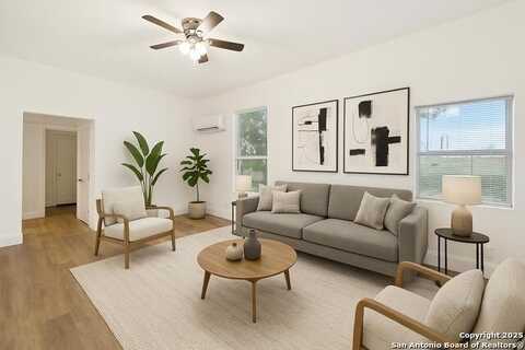102 AGANIER AVE, San Antonio, TX 78212