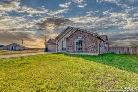 13 Hope, Uvalde, TX 78801