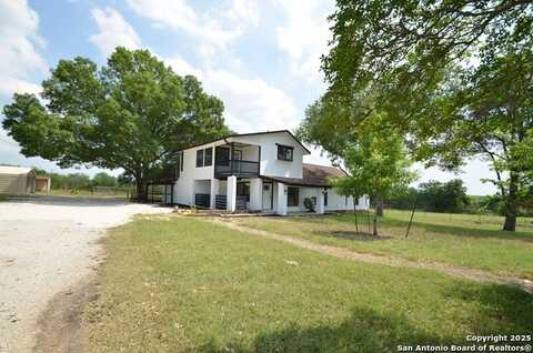 3160 Weil, Marion, TX 78124