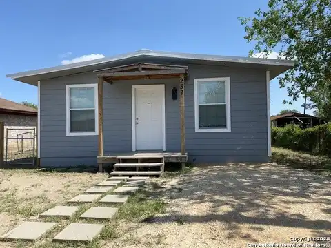 237 Avenue H, Poteet, TX 78065