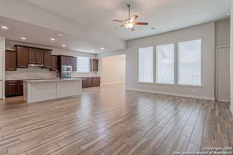 1239 Yaupon Loop, New Braunfels, TX 78132
