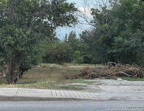 220 W Mitchell, San Antonio, TX 78204