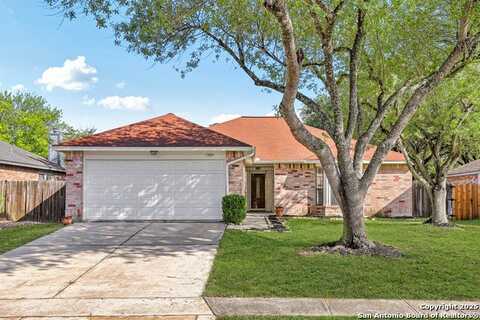 7504 Forest Edge, Live Oak, TX 78233