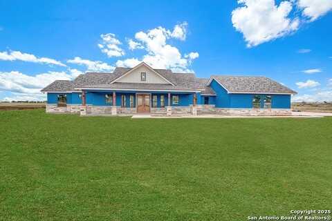 228 triple r, La Vernia, TX 78121