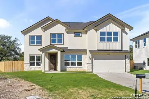 220 Park Circle, Hondo, TX 78861