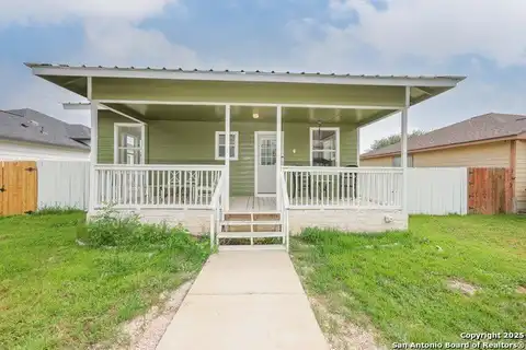 1709 16TH ST, Hondo, TX 78861