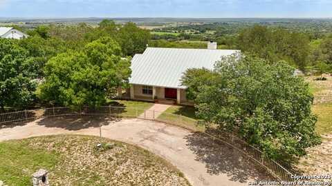 102 County Road 4773, Castroville, TX 78009