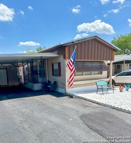 37 Broken Arrow, Brackettville, TX 78832