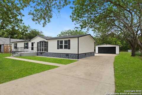 15024 mesquite, Lytle, TX 78052