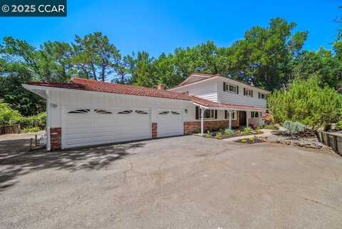 53 Brookside Rd., Orinda, CA 94563