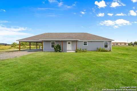 1034 county road 6710, Natalia, TX 78059