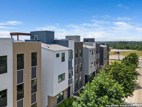 7942 Kennedy Hl #8, San Antonio, TX 78235