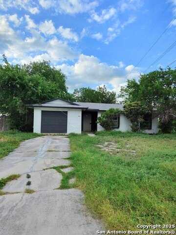 5031 Gene Cernan, Kirby, TX 78219