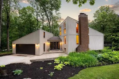7942 Oakridge Drive, Mentor, OH 44060