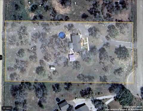 1350 BLUE QUAIL DR, Lytle, TX 78052