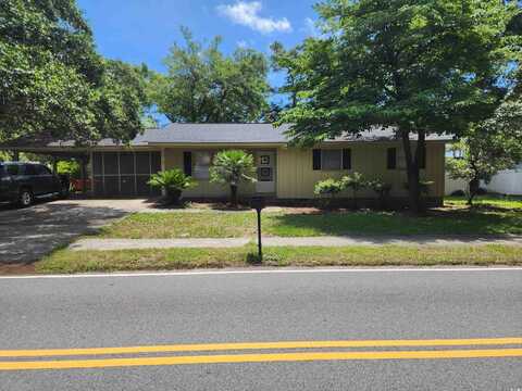 111 Hollywood Dr. S, Surfside Beach, SC 29575