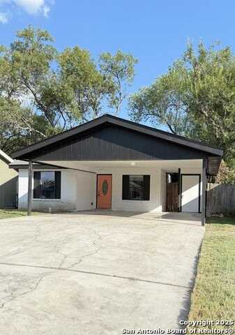 917 SUNDANCE ST, New Braunfels, TX 78130