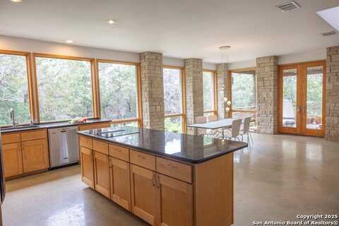 317 Saddle Mountain, Boerne, TX 78006