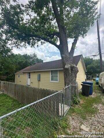 2032 W Olmos, San Antonio, TX 78201