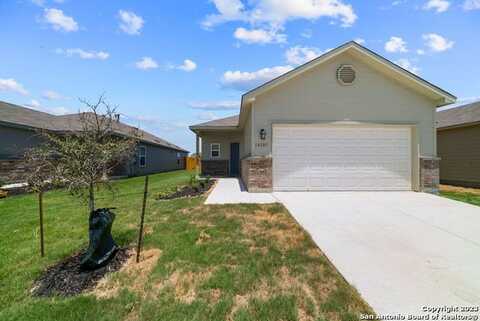 10107 Abrams View, Converse, TX 78109