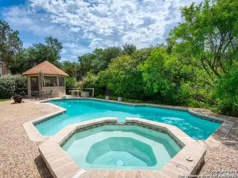 16018 Alsace, San Antonio, TX 78232