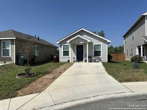 8211 Piedra Medina, San Antonio, TX 78252