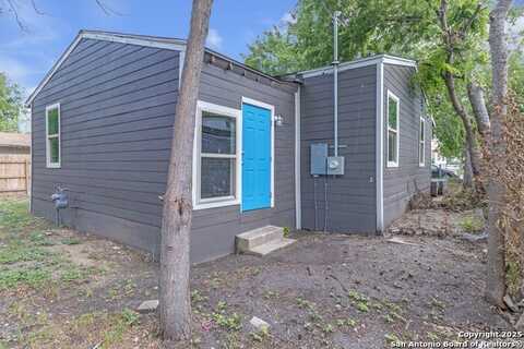 2338 Burnet, San Antonio, TX 78202