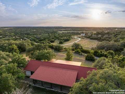 492 Billy Sisson, Johnson City, TX 78636