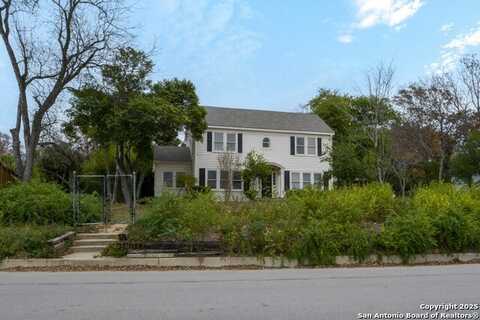 702 ogden, San Antonio, TX 78209