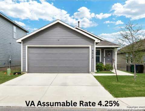9015 LUNAR CV, San Antonio, TX 78252