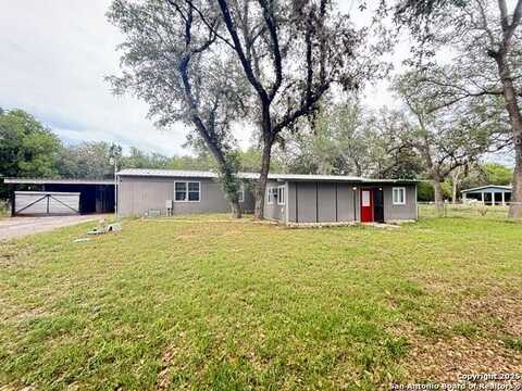 8671 Whartons Dock, Bandera, TX 78003