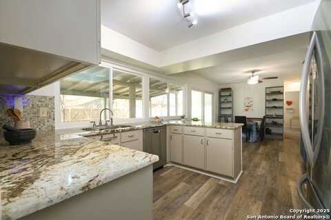 5227 round table, San Antonio, TX 78218