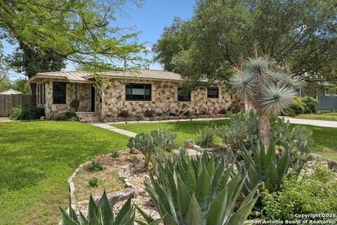114 Blakeley Dr, San Antonio, TX 78209